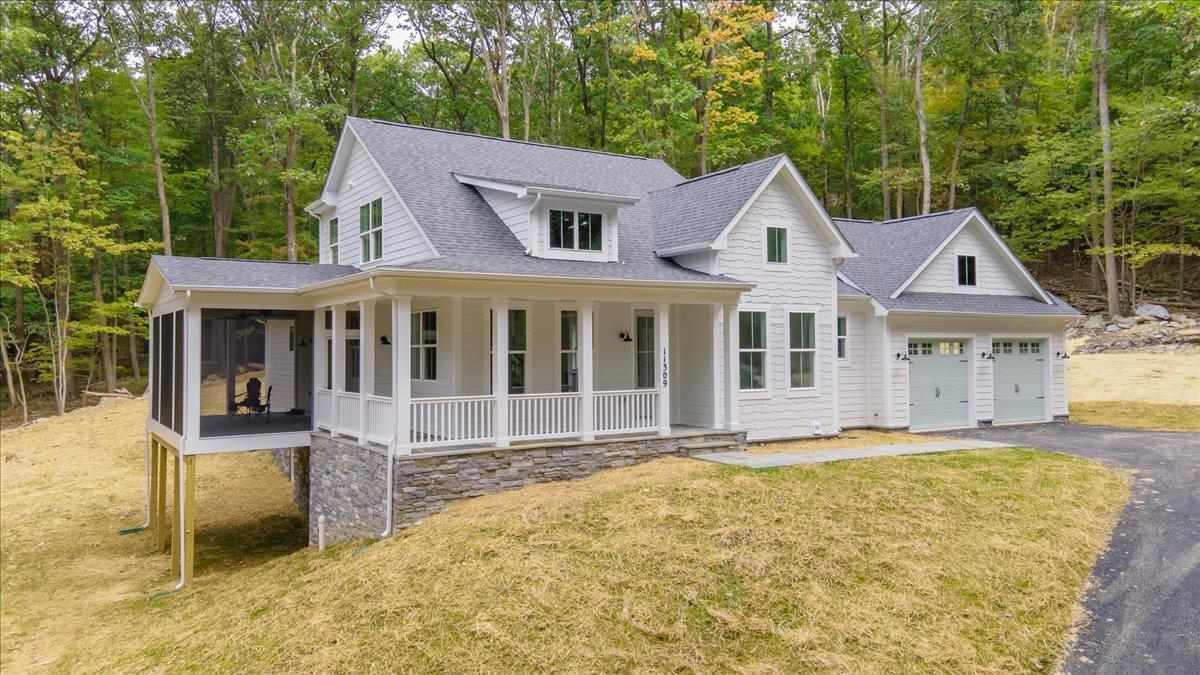 1240 Pine Tree Trail Harbor Springs MI 49740