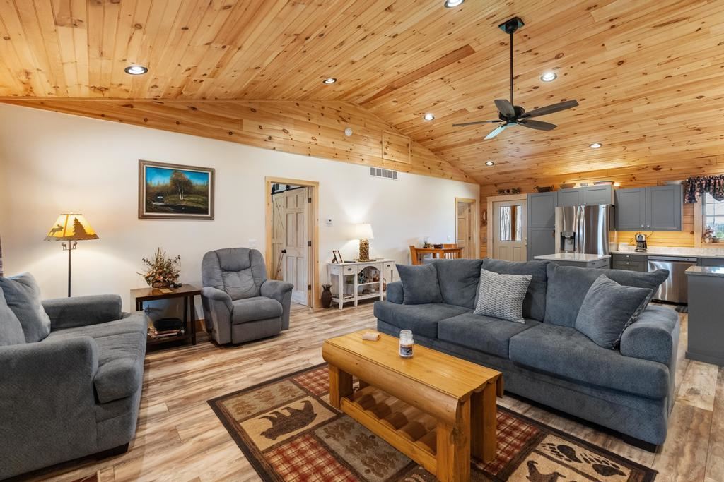 10398 W M-68 Alanson MI 49706