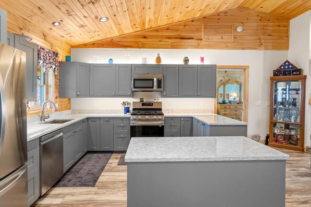10398 W M-68 Alanson MI 49706