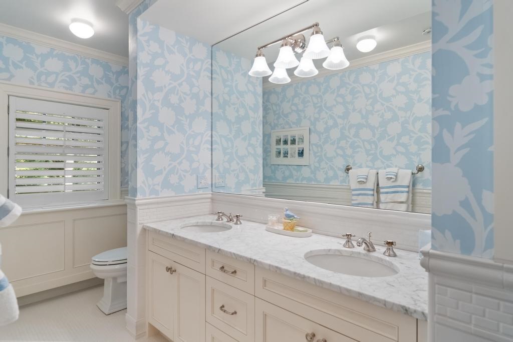 145 Traverse Street Harbor Springs MI 49740