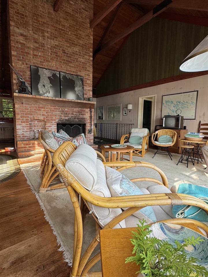 1934 S Coryell Island Cedarville MI 49719