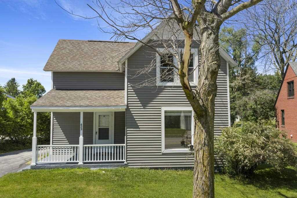 623 Petoskey Avenue Charlevoix MI 49720