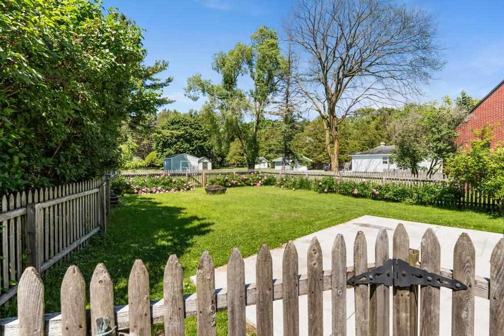 623 Petoskey Avenue Charlevoix MI 49720