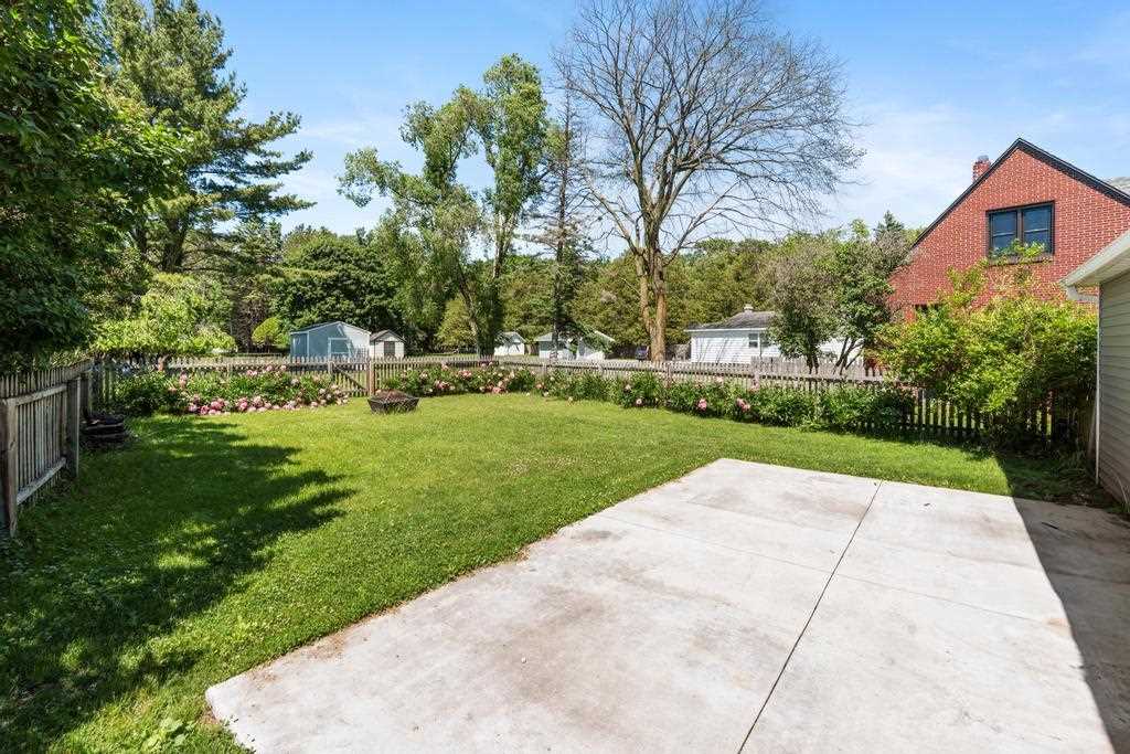 623 Petoskey Avenue Charlevoix MI 49720