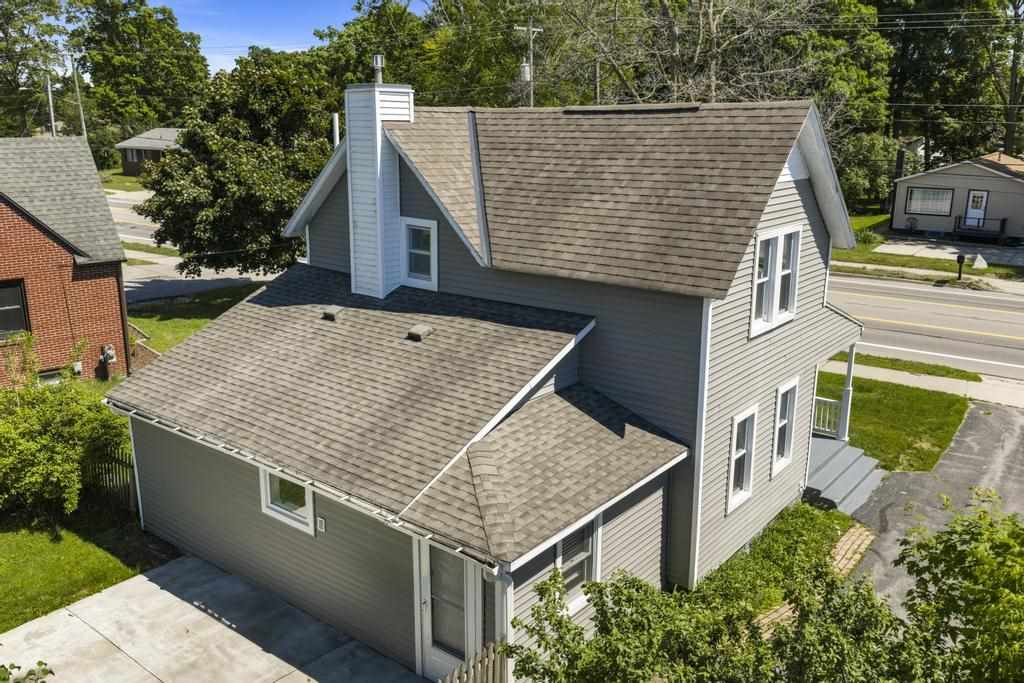 623 Petoskey Avenue Charlevoix MI 49720