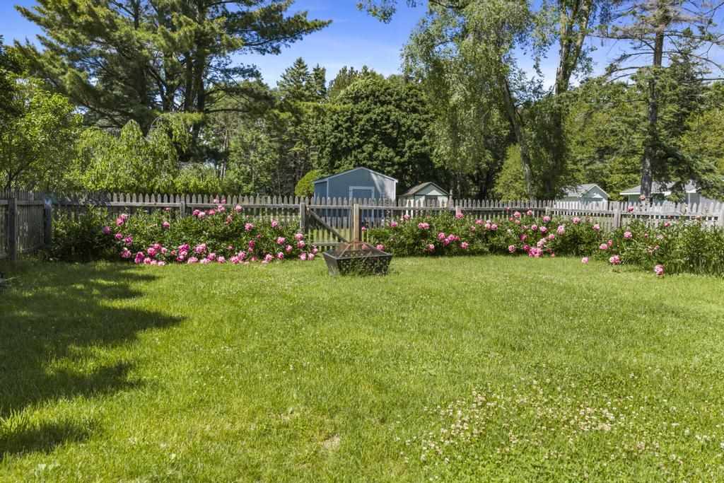623 Petoskey Avenue Charlevoix MI 49720
