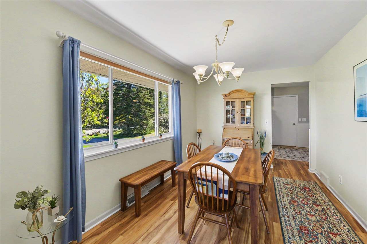 855 Country Lane Petoskey MI 49770
