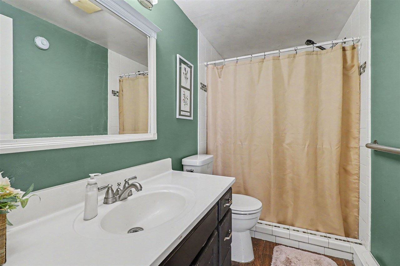 6141 Old 31 S Road Charlevoix MI 49720