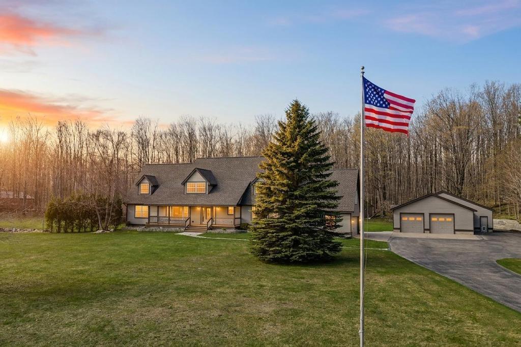4524 Lacount Road Harbor Springs MI 49740