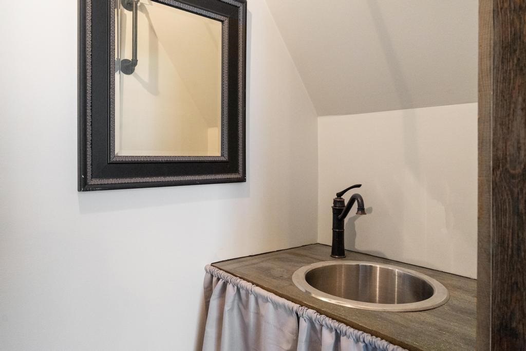 4524 Lacount Road Harbor Springs MI 49740