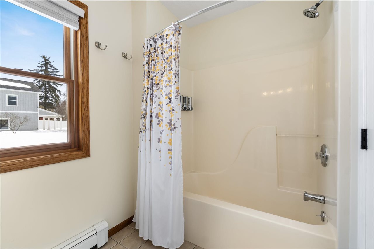 206 W Carpenter Street Charlevoix MI 49720