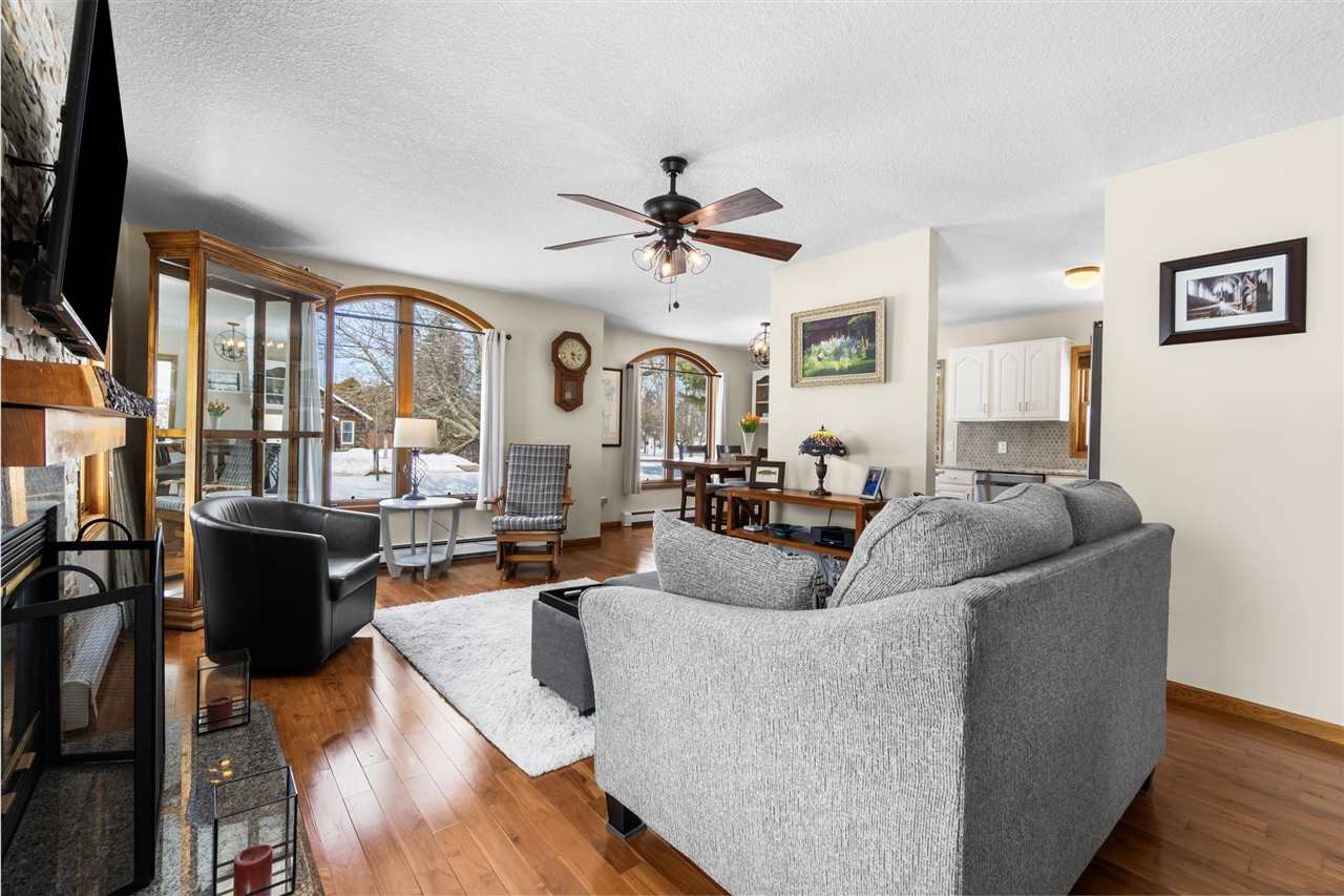 206 W Carpenter Street Charlevoix MI 49720