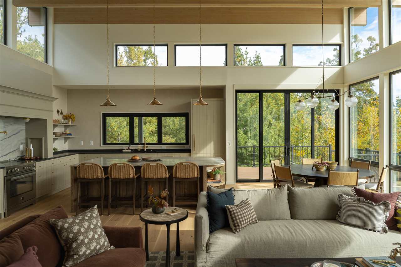 4564 Oak Bluff Walloon Lake MI 49796