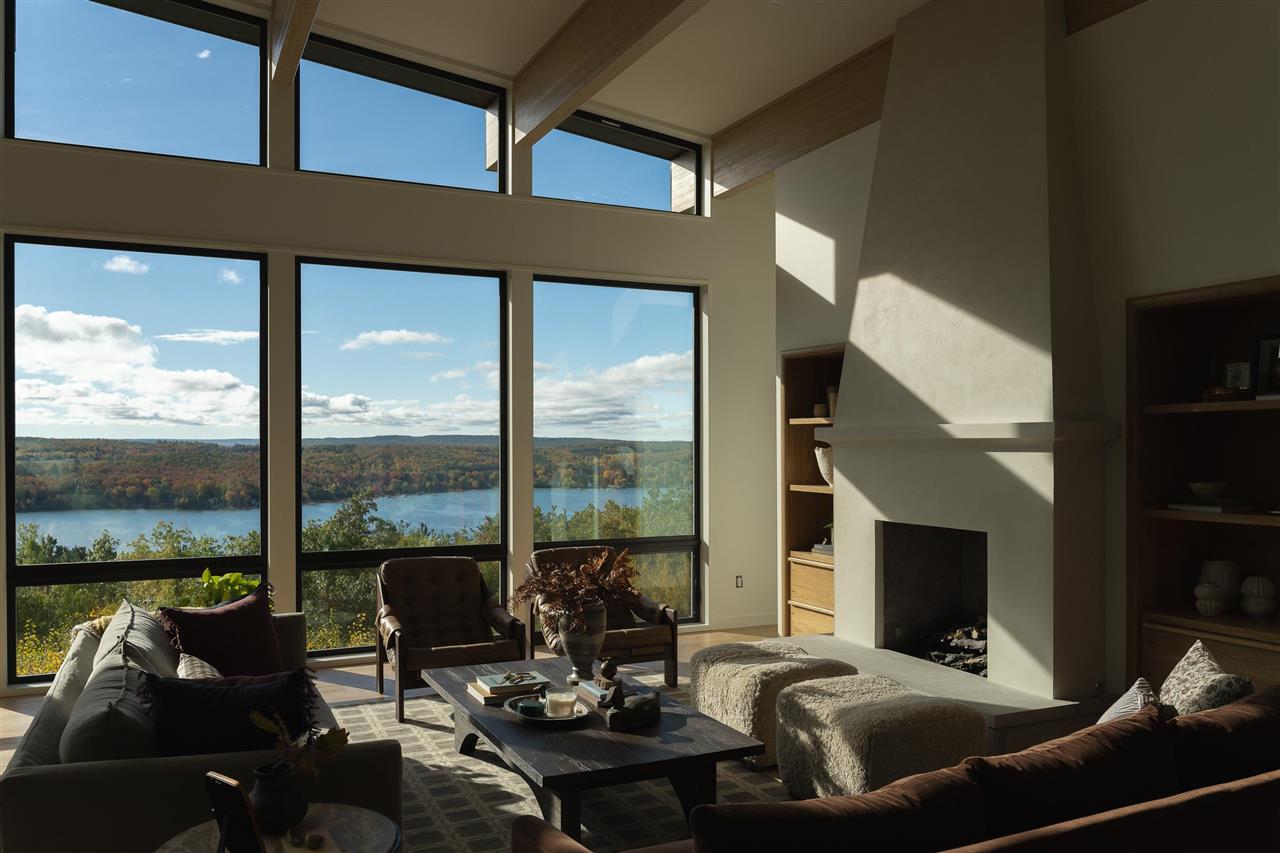 4564 Oak Bluff Walloon Lake MI 49796