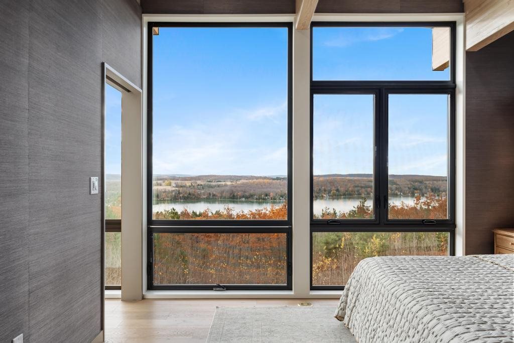 4564 Oak Bluff Walloon Lake MI 49796