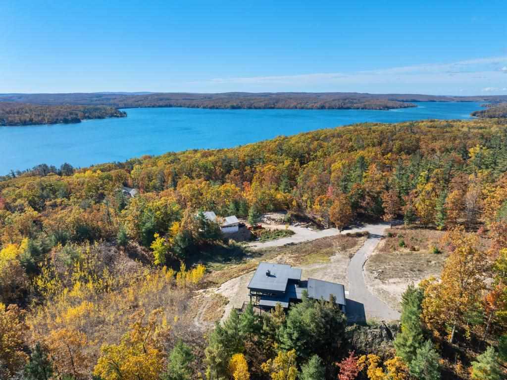 4564 Oak Bluff Walloon Lake MI 49796