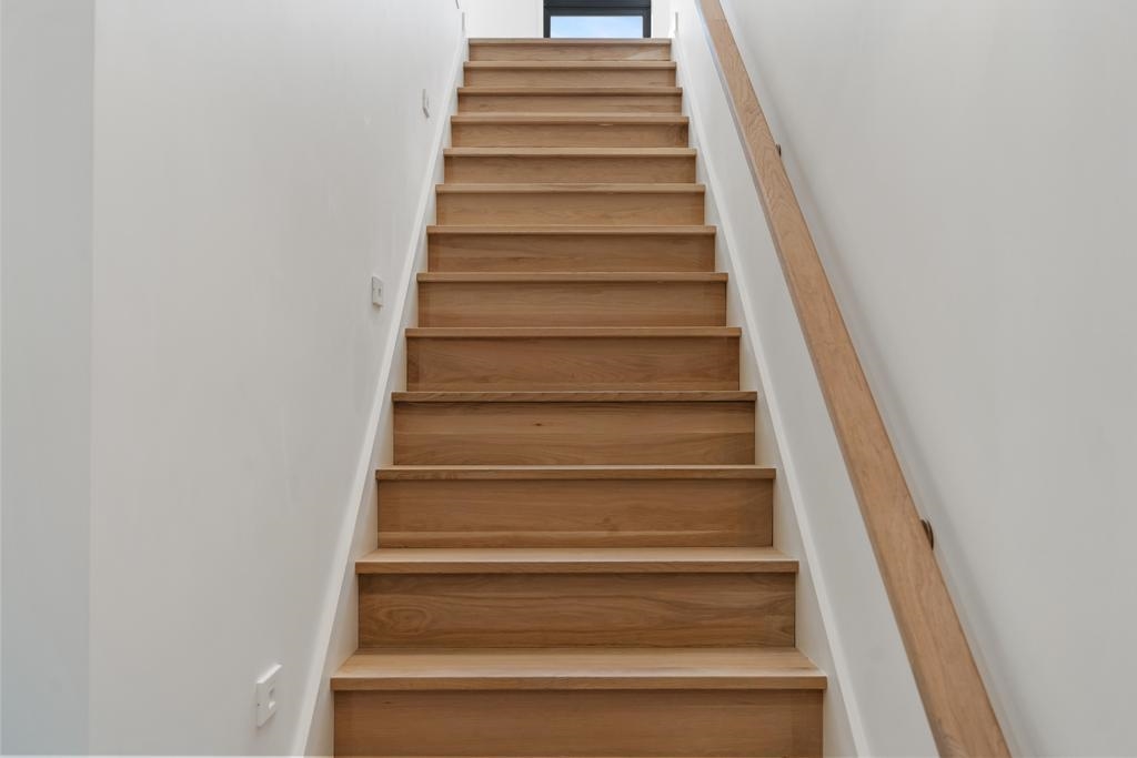 4564 Oak Bluff Walloon Lake MI 49796