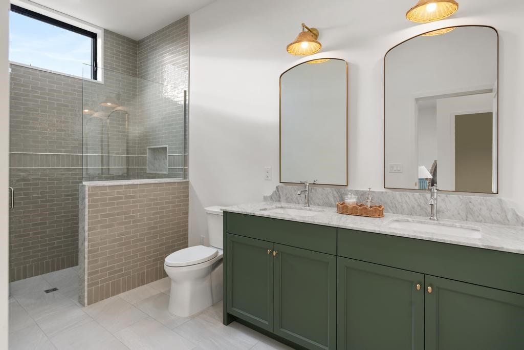 4564 Oak Bluff Walloon Lake MI 49796