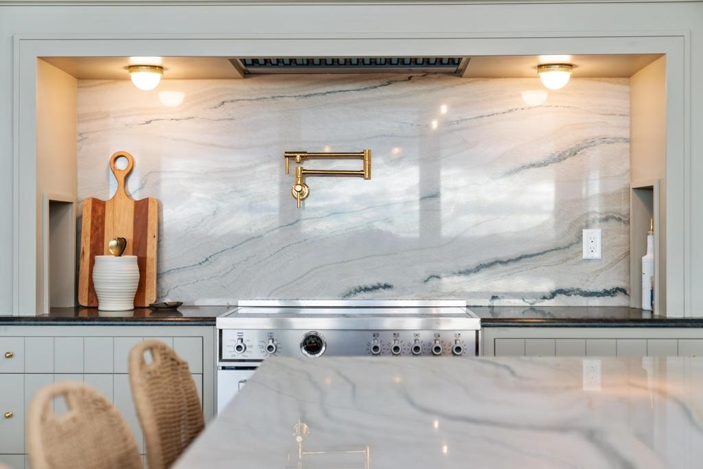 4564 Oak Bluff Walloon Lake MI 49796