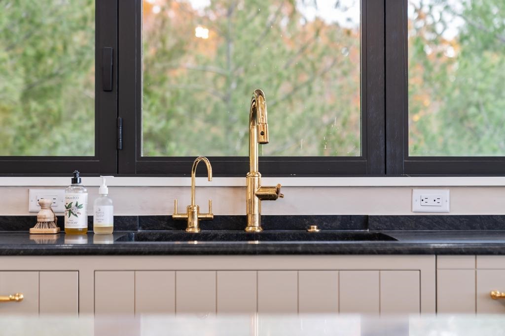 4564 Oak Bluff Walloon Lake MI 49796