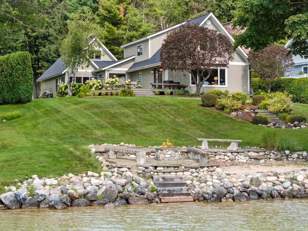 6433 Indian Garden Road Petoskey MI 49770