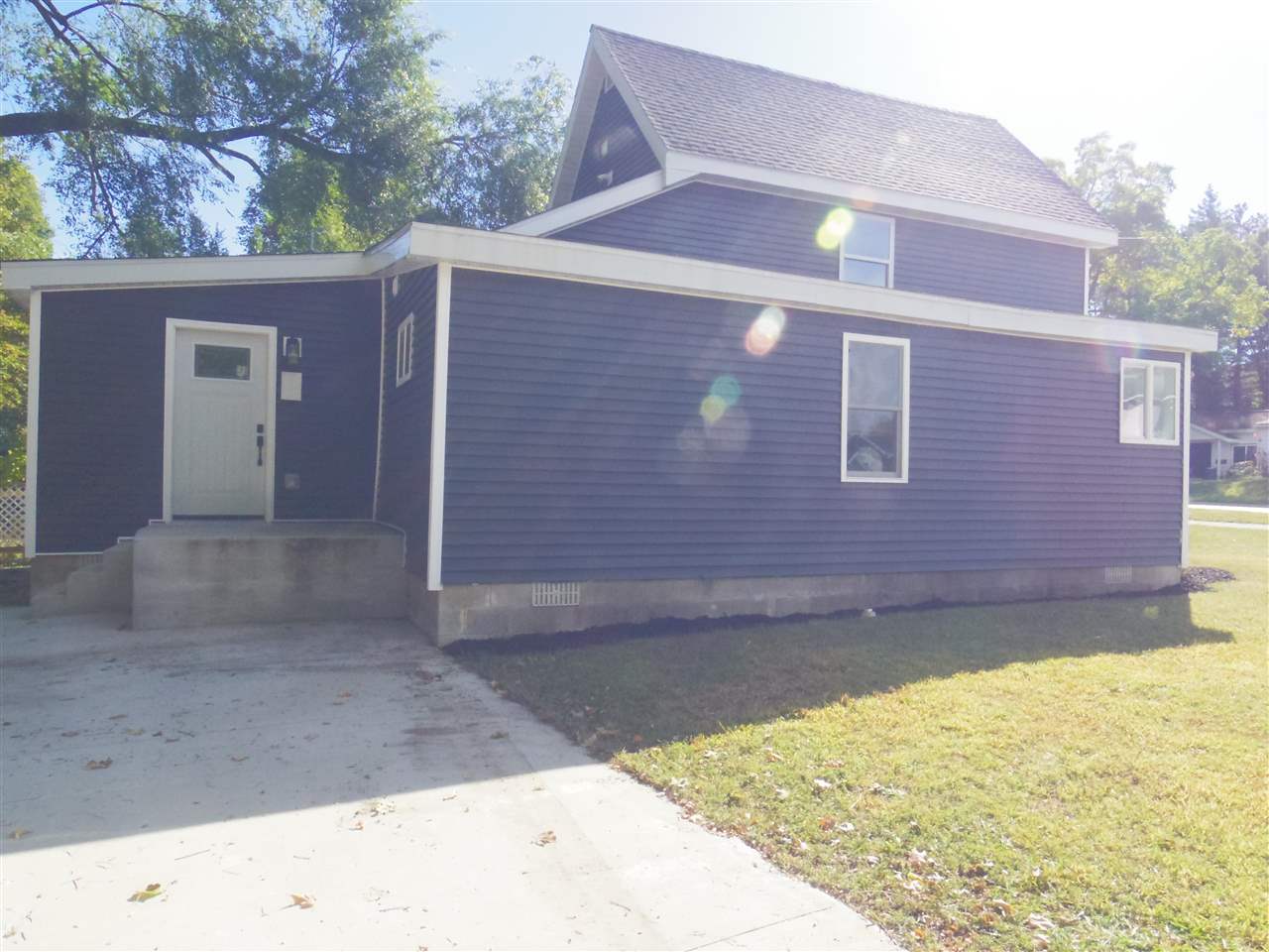 829 Pleasant Boyne City MI 49712