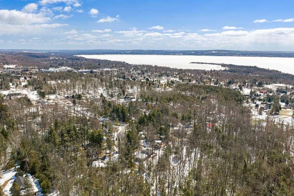 7505 Tamarac Trail Harbor Springs MI 49740