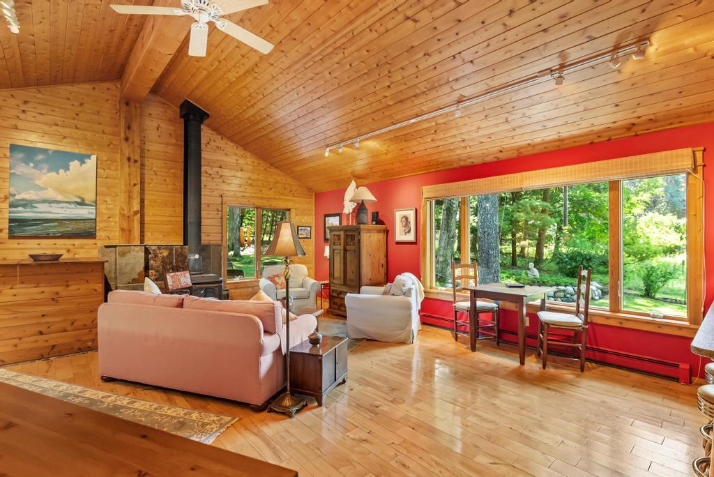 1217 N Lake Shore Drive Harbor Springs MI 49740