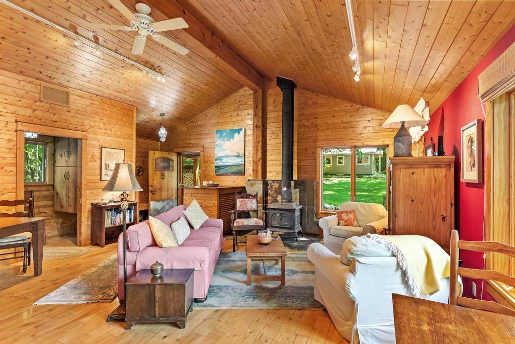 1217 N Lake Shore Drive Harbor Springs MI 49740