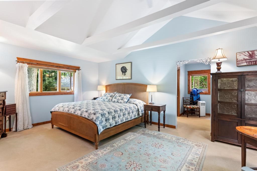 1217 N Lake Shore Drive Harbor Springs MI 49740