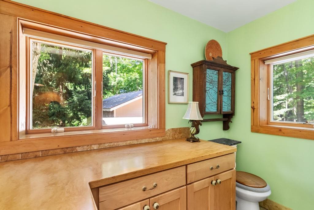 1217 N Lake Shore Drive Harbor Springs MI 49740