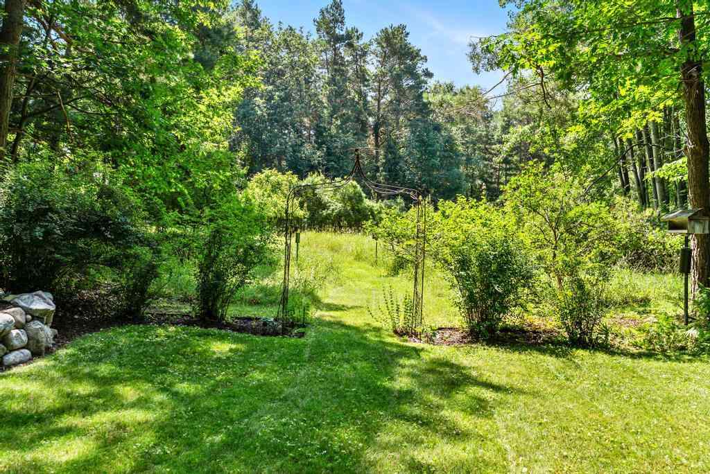 1217 N Lake Shore Drive Harbor Springs MI 49740
