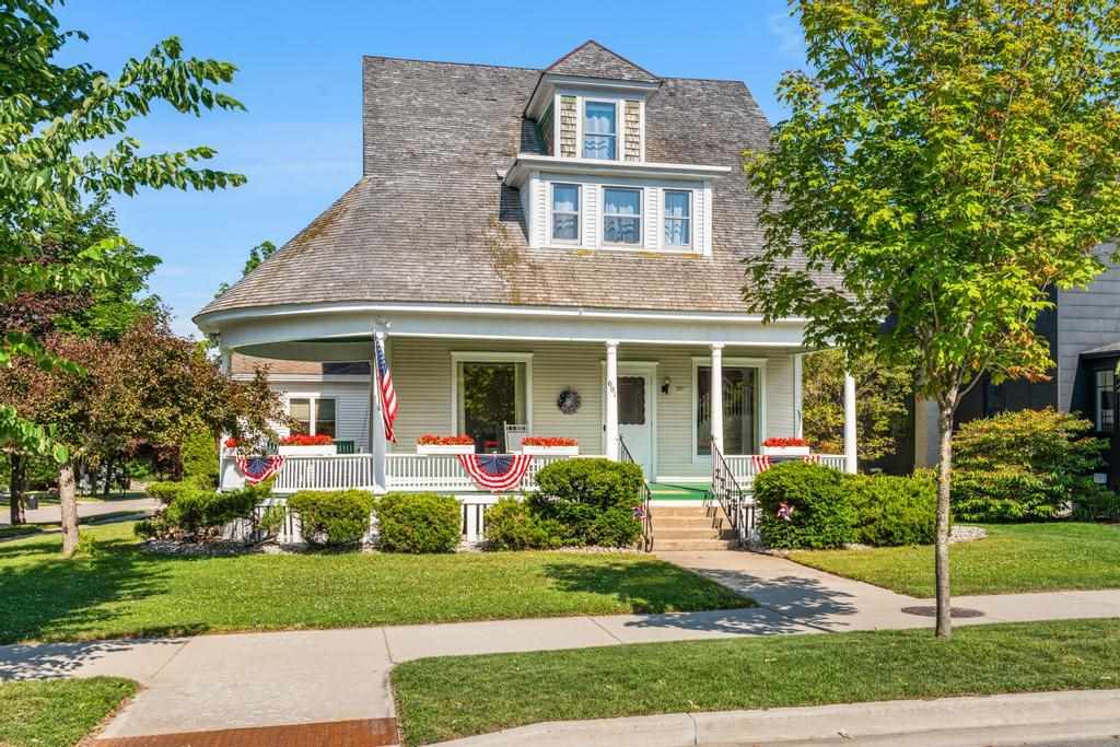 601 Kalamazoo Avenue Petoskey MI 49770