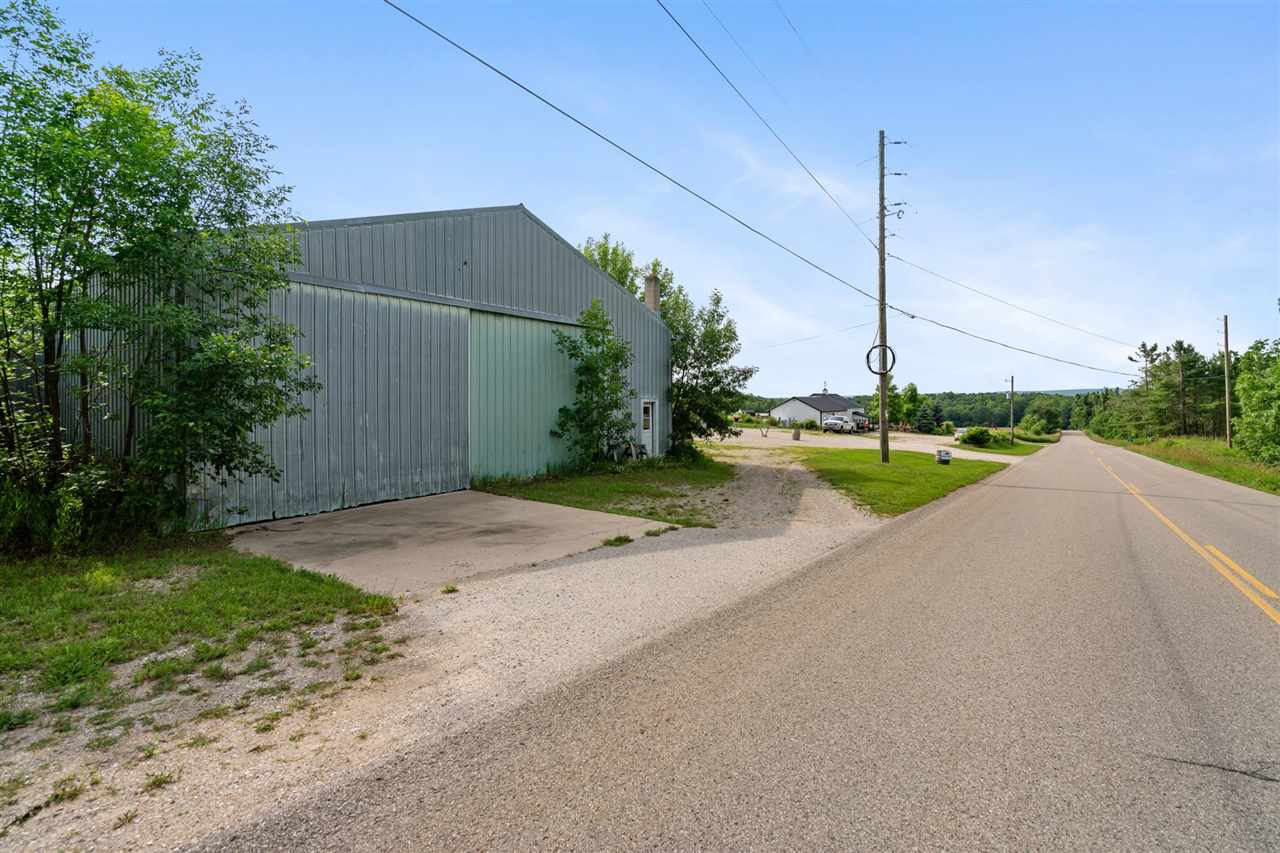 3239 & 3379 Lake Grove Road Petoskey MI 49770