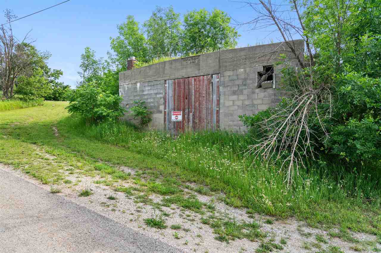 3239 & 3379 Lake Grove Road Petoskey MI 49770