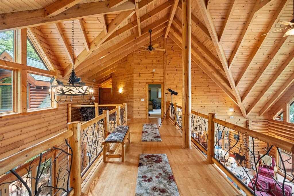 7604 W M-68 Indian River MI 49749