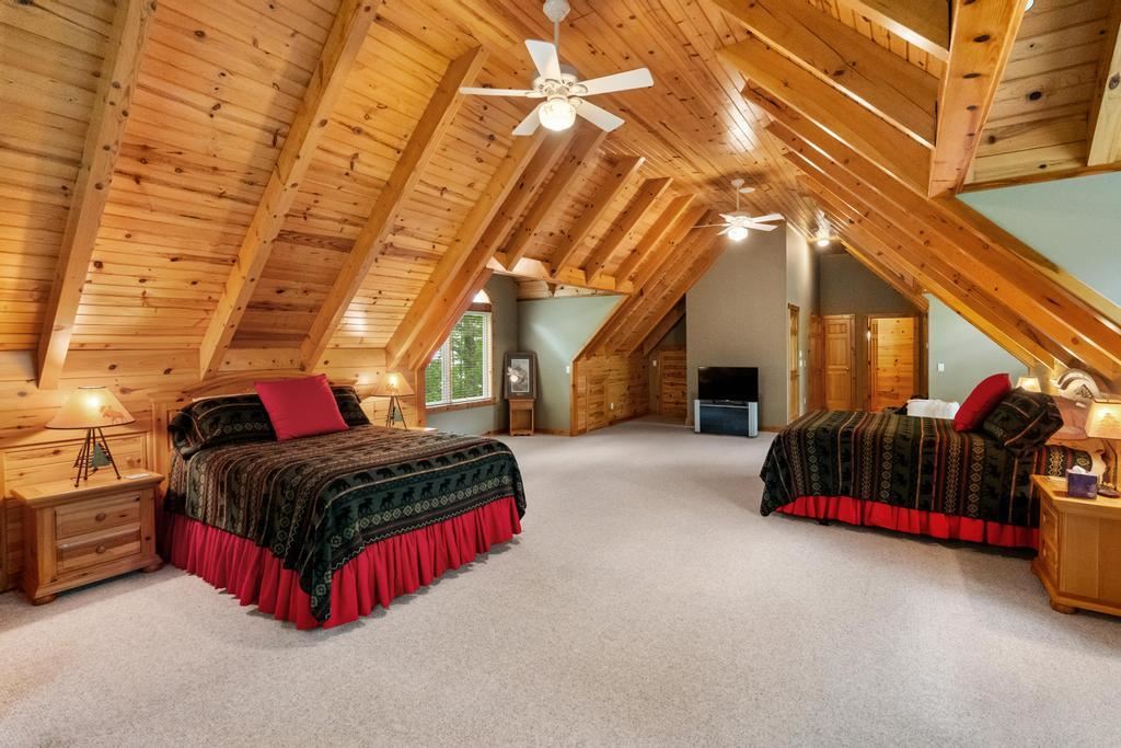 7604 W M-68 Indian River MI 49749