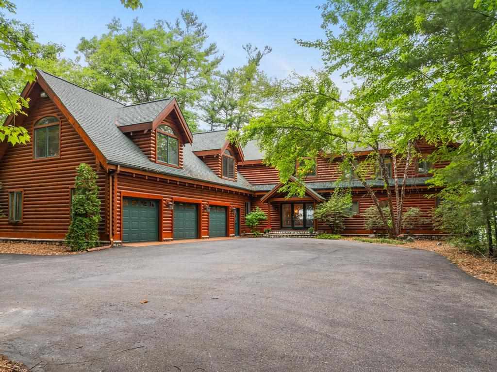 7604 W M-68 Indian River MI 49749