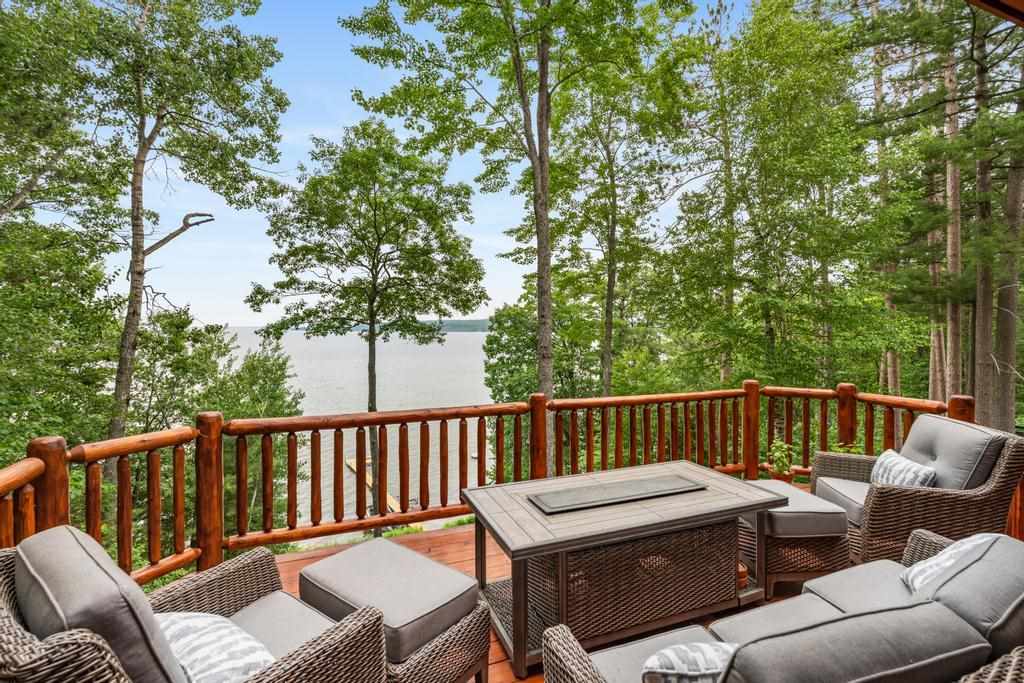 7604 W M-68 Indian River MI 49749