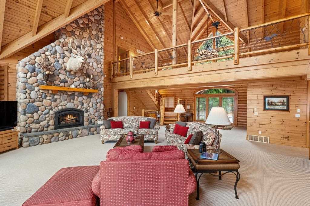 7604 W M-68 Indian River MI 49749