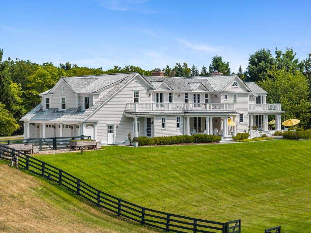 8111 Mulberry Lane Charlevoix MI 49720