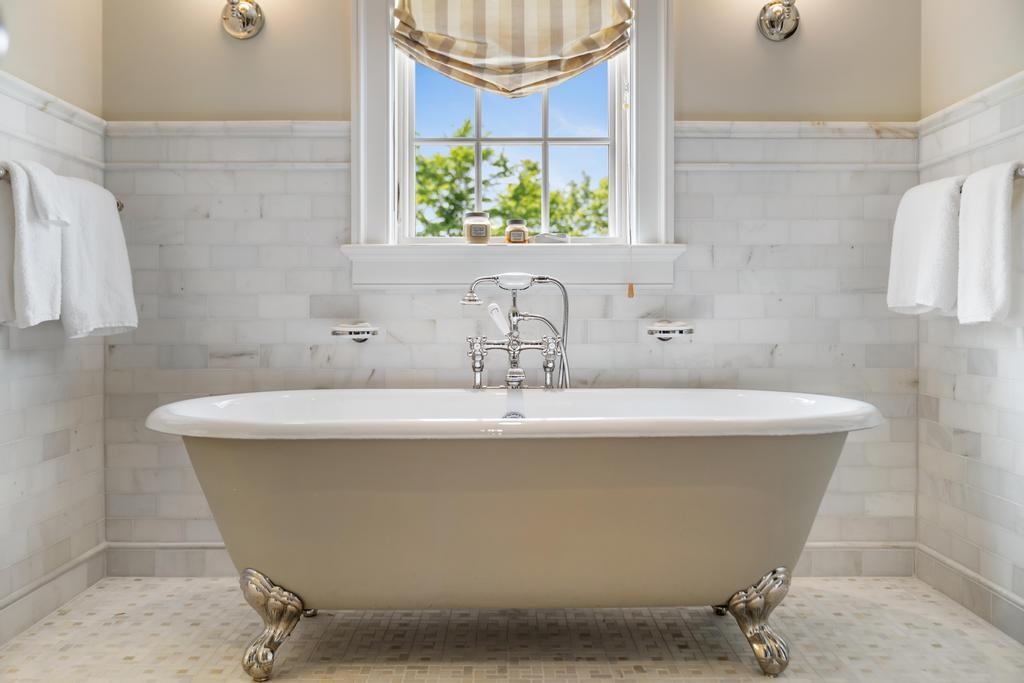 8111 Mulberry Lane Charlevoix MI 49720