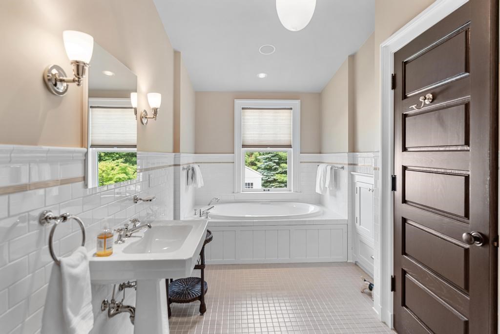 8111 Mulberry Lane Charlevoix MI 49720