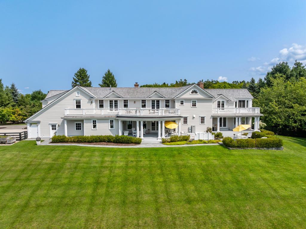 8111 Mulberry Lane Charlevoix MI 49720