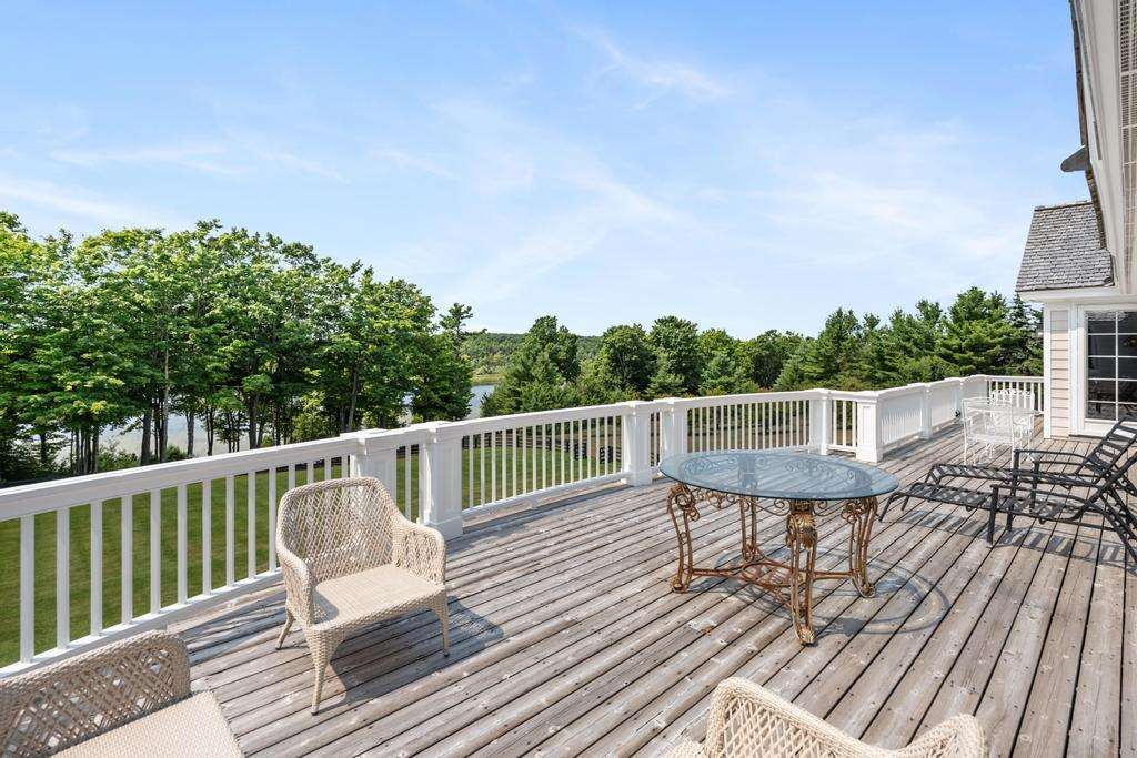 8111 Mulberry Lane Charlevoix MI 49720