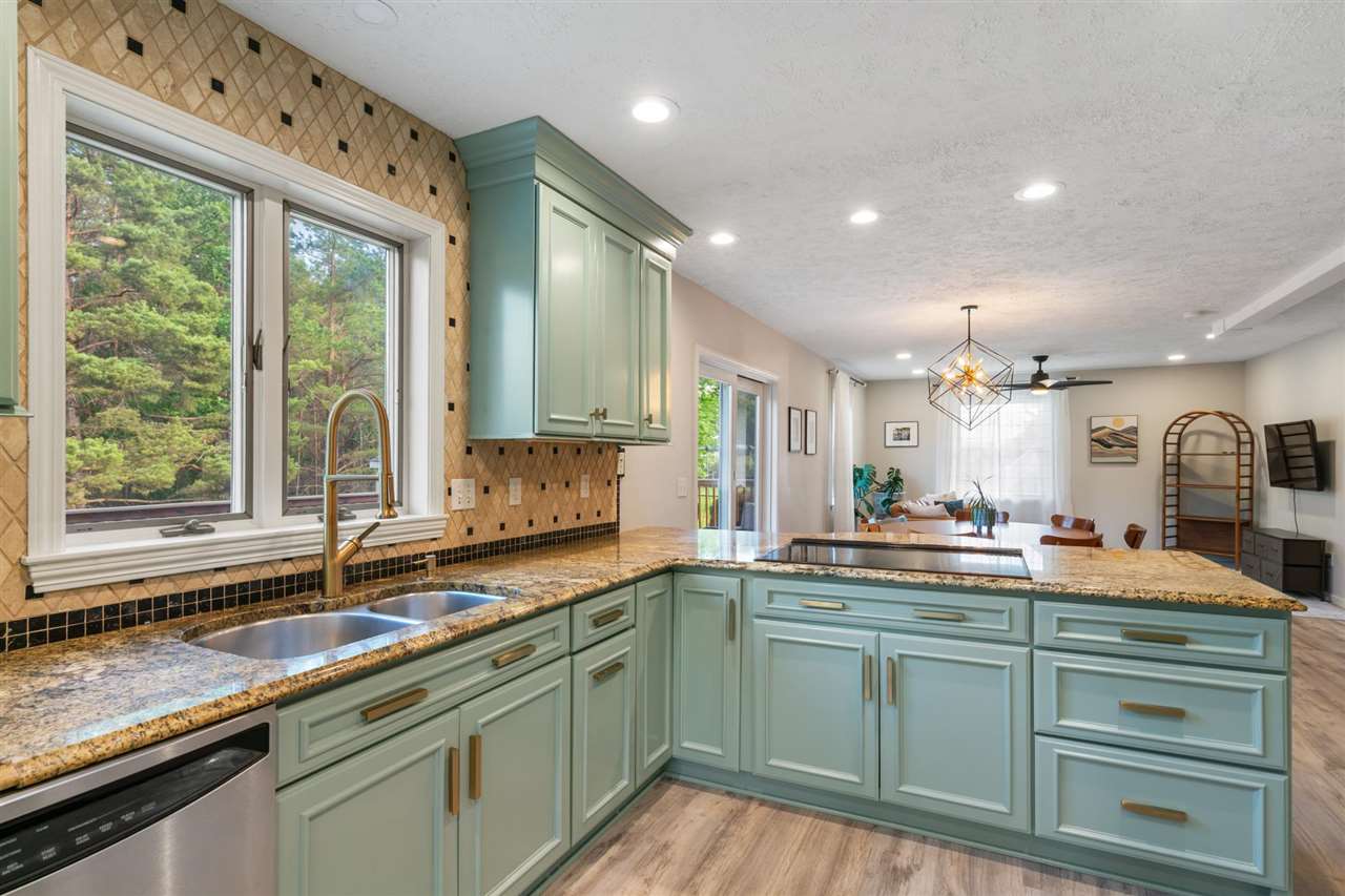 528 College View Drive Petoskey MI 49770