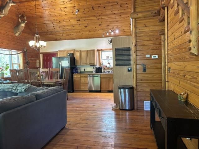 930 Northland Trail Vanderbilt MI 49795