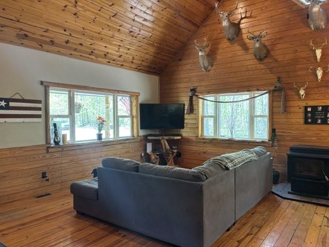 930 Northland Trail Vanderbilt MI 49795
