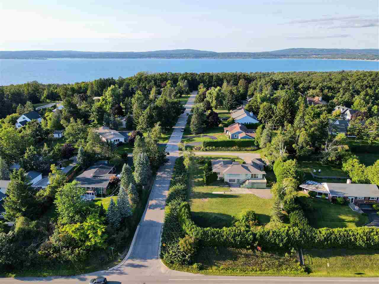 250 Lincoln Place Petoskey MI 49770