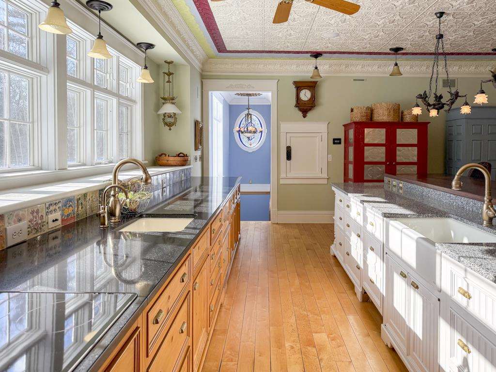 26625 Chipmunk Trail Beaver Island MI 49782